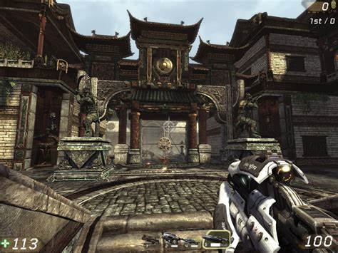 Unreal Tournament 3: Verinen Hyökkäys Cyberneettisten Areenoissa!